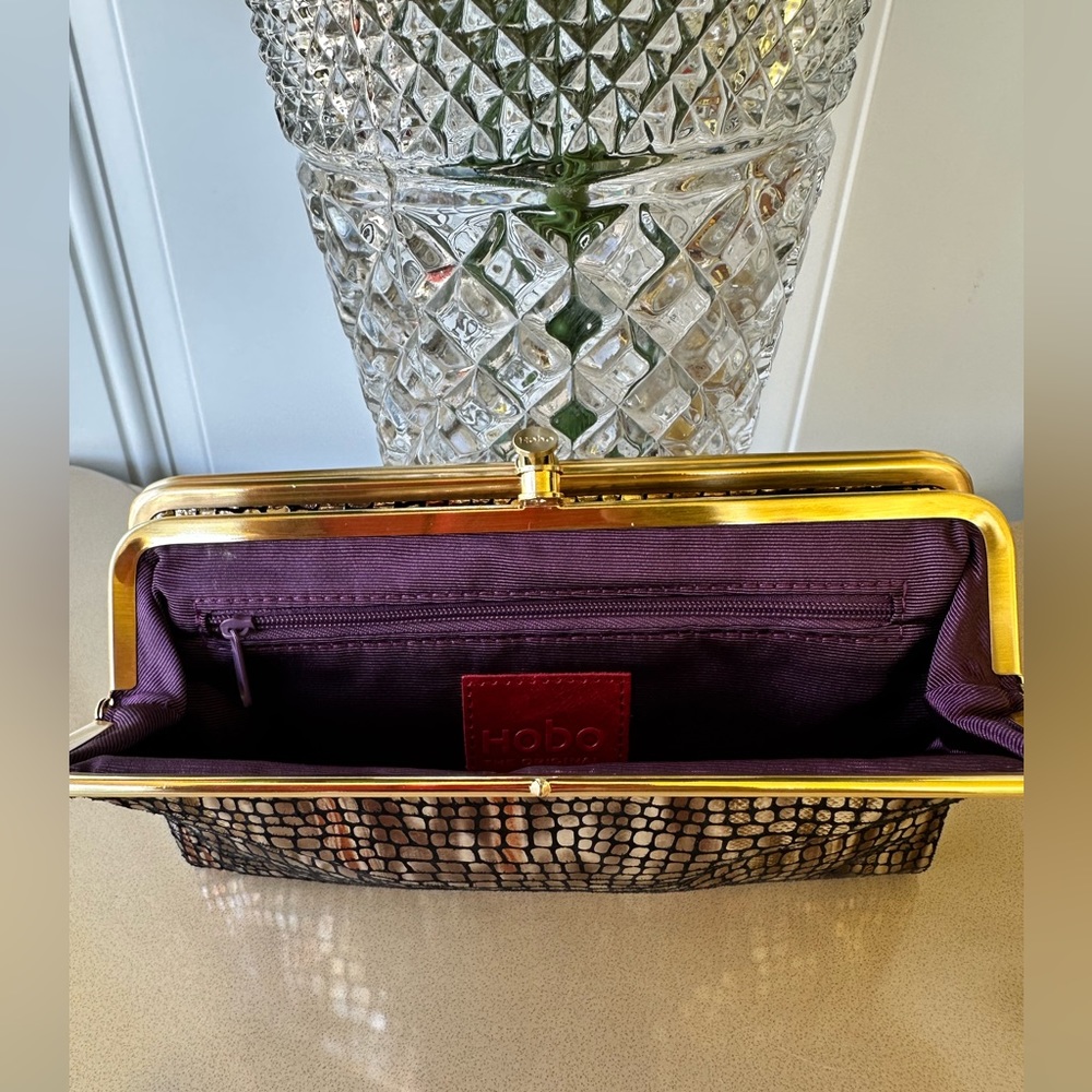 New HOBO The Original Embossed Mixed Metallic Scales Wallet - Picture 9 of 12